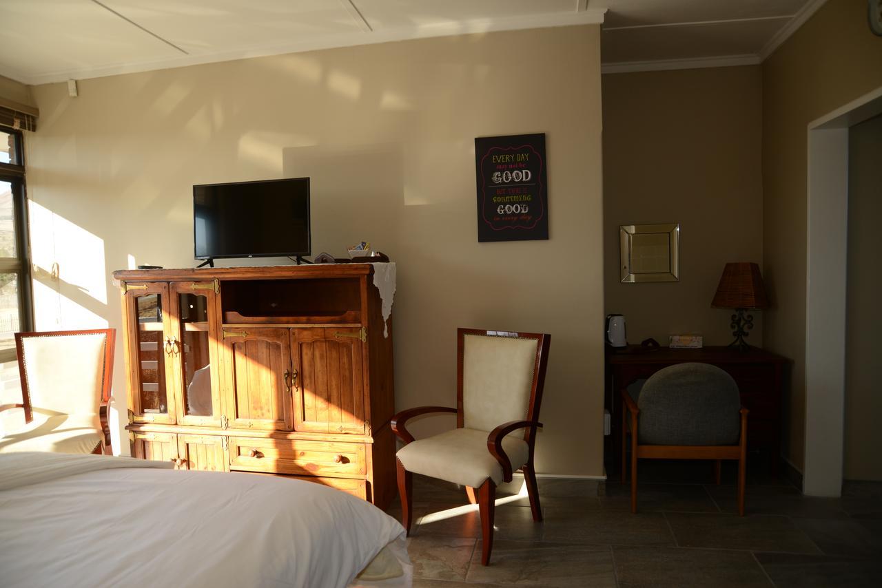 Skylight Lodge Harrismith Exteriör bild